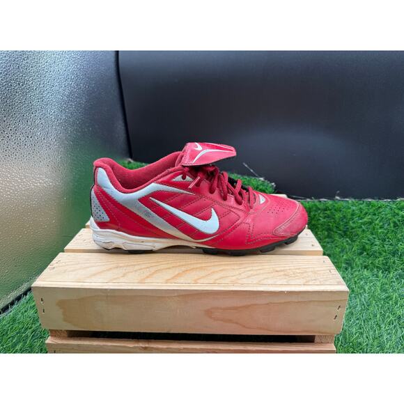 Nike- Cleats-Red/White- Size 5.5Y - Picture 4 of 10